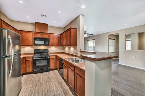6868 Sky Pointe Dr. #2078, photo 3 of 15
